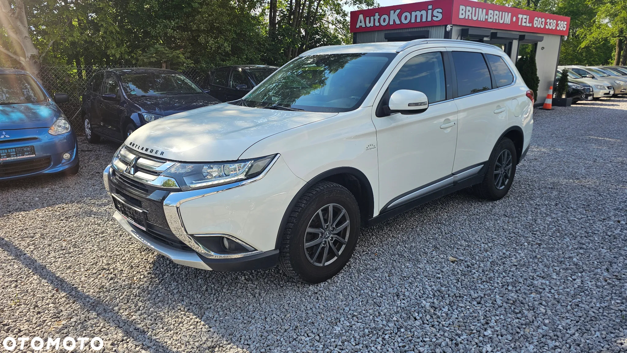 Mitsubishi Outlander 2.0 2WD Active - 2