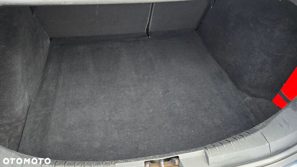 Ford Focus 1.6 Ti-VCT Ghia - 36