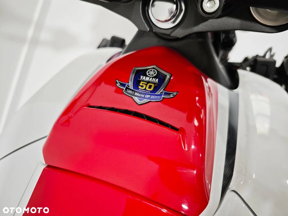 Yamaha FZ - 9