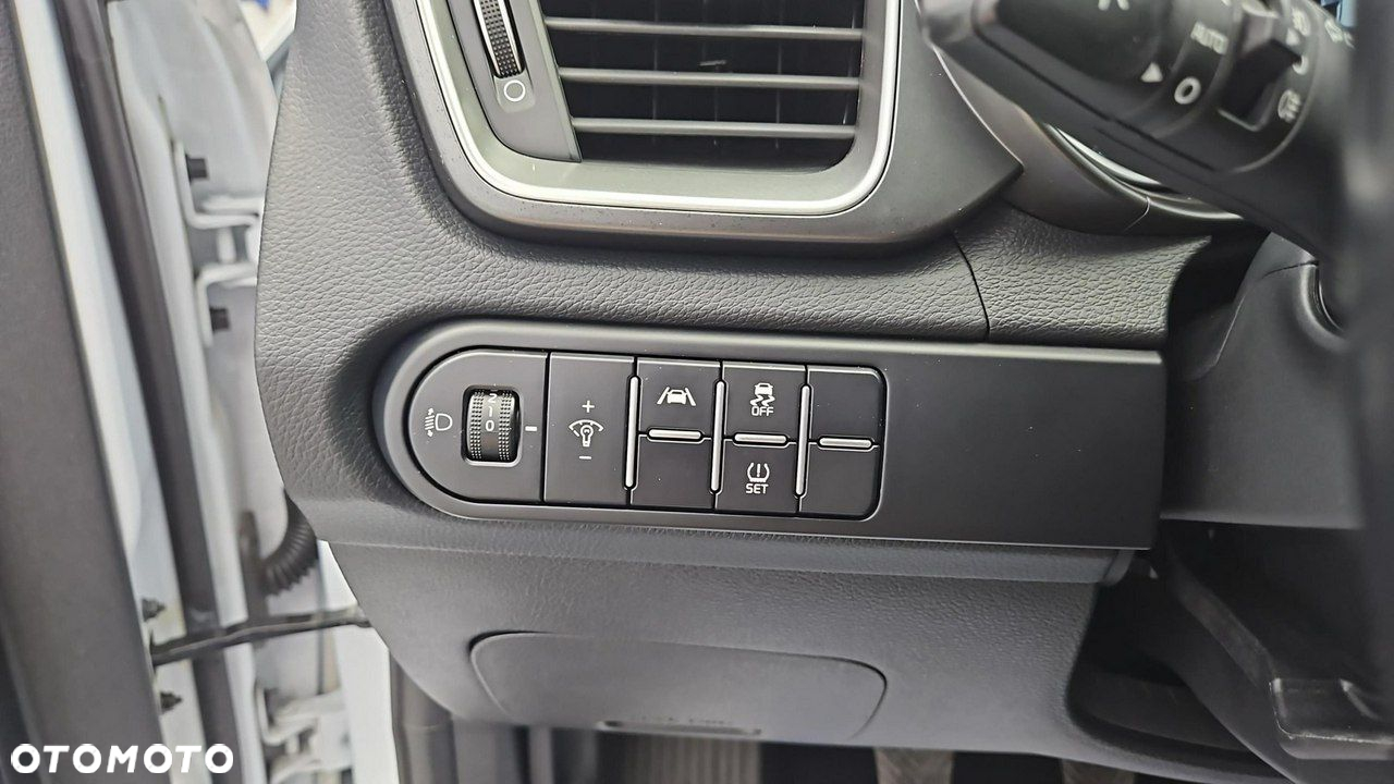Kia Ceed 1.5 T-GDI M - 20