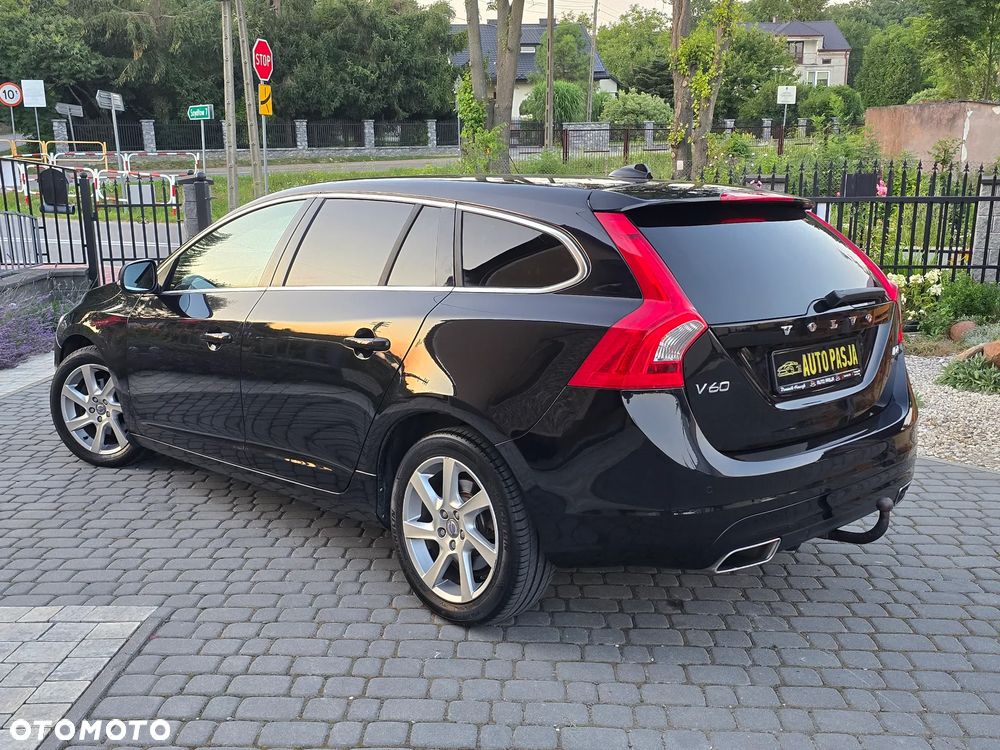 Volvo V60 D4 Momentum - 15