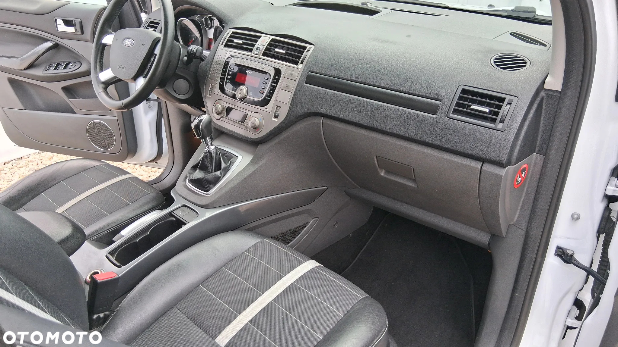 Ford Kuga 2.0 TDCi 4WD Titanium - 15