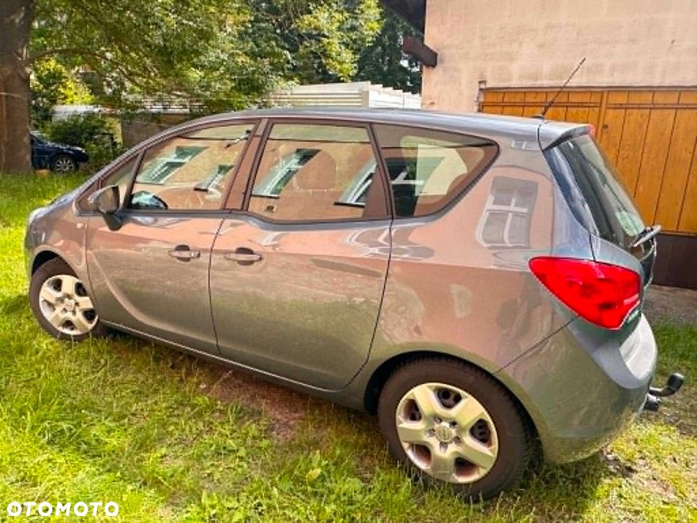 Opel Meriva - 8