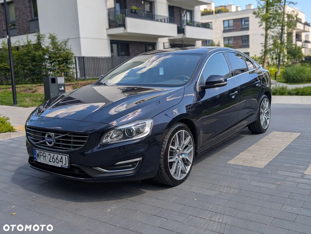 Volvo S60 D4 Drive-E Summum - 3