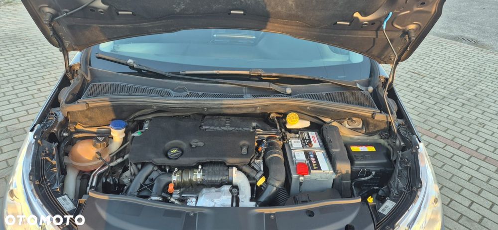 Peugeot 2008 e-HDi FAP 115 STOP & START Allure - 13