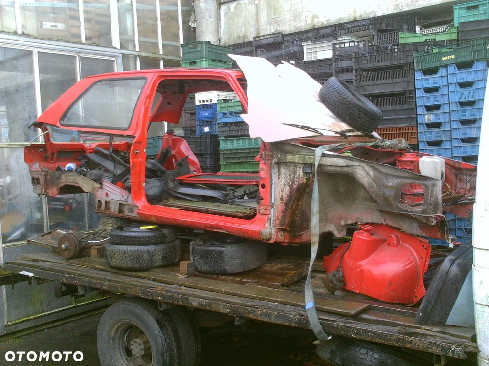 Vw golf 2 II na czesci3d pompa paliwa,hamulce,wahacze,kielichy,zderzak szeroki,lampy tyl,zwrotnice,zegary,prog nowy lewy,buda na czesci,sprezyny,dach,amortyzatory,mc phersony,pas podloga lampy,szyby,belka instalacja - 35