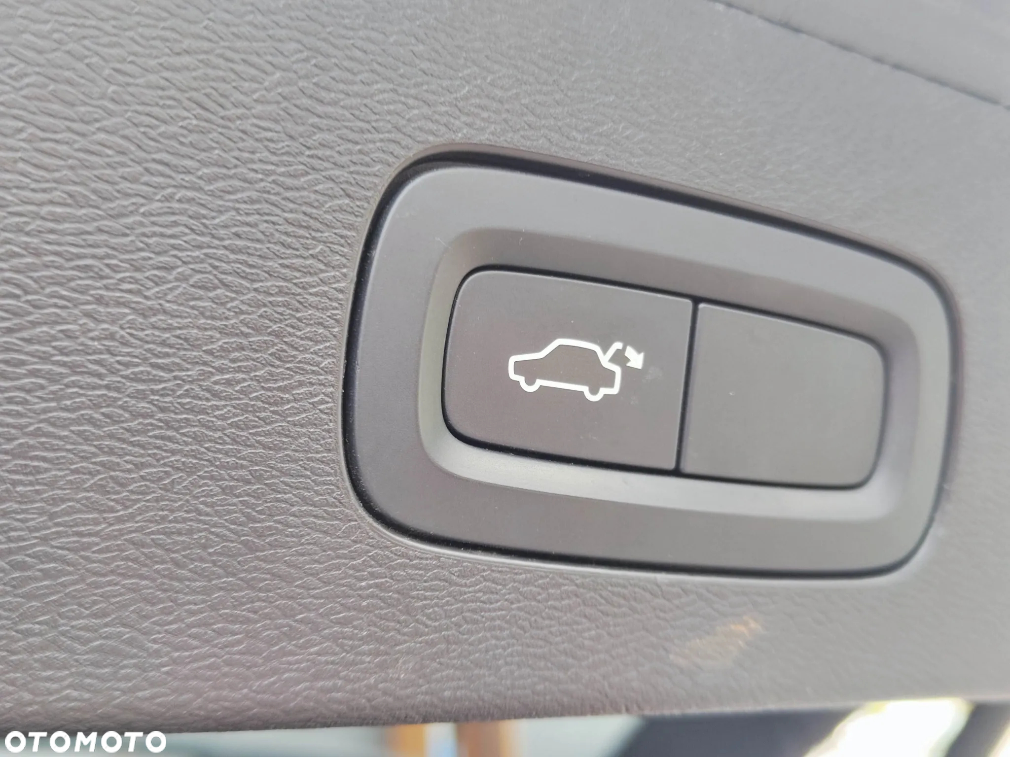 Volvo V60 D4 Momentum Pro - 19