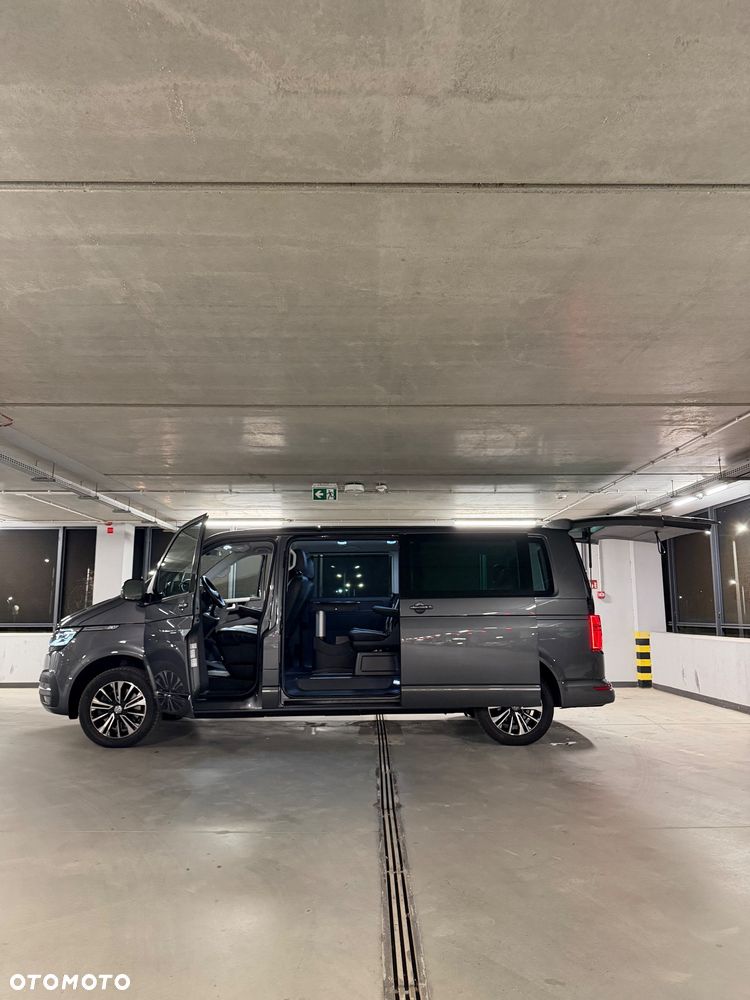 Volkswagen Multivan - 10