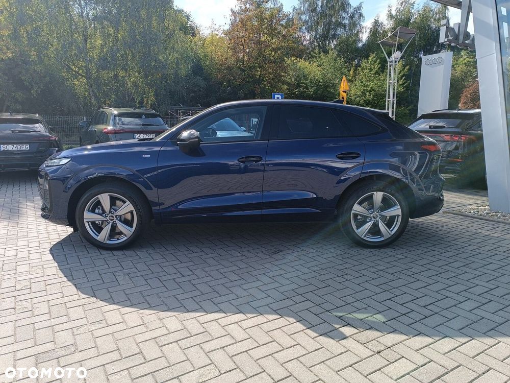 Audi Q3 Sportback - 4