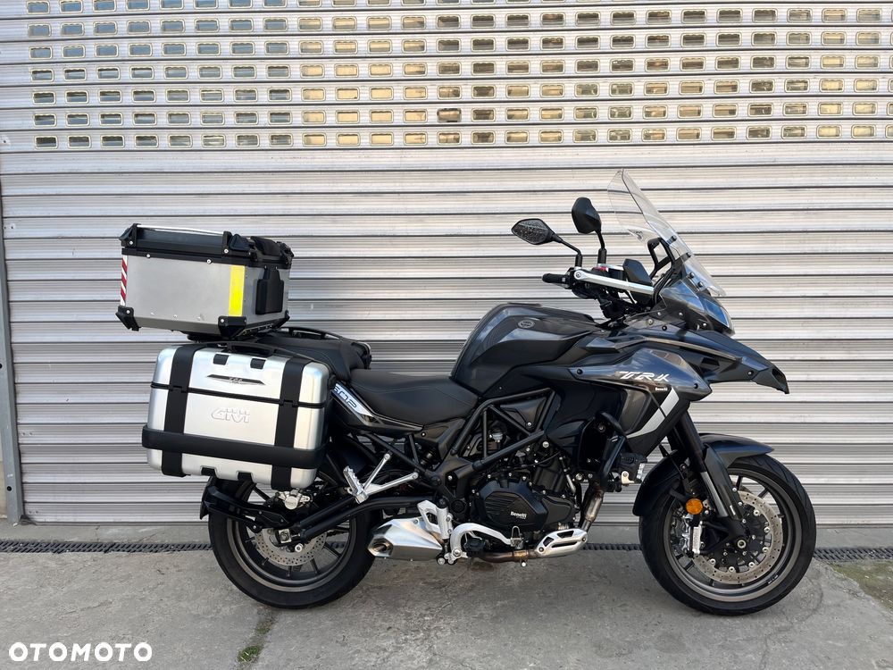 Benelli TRK 502 - 5