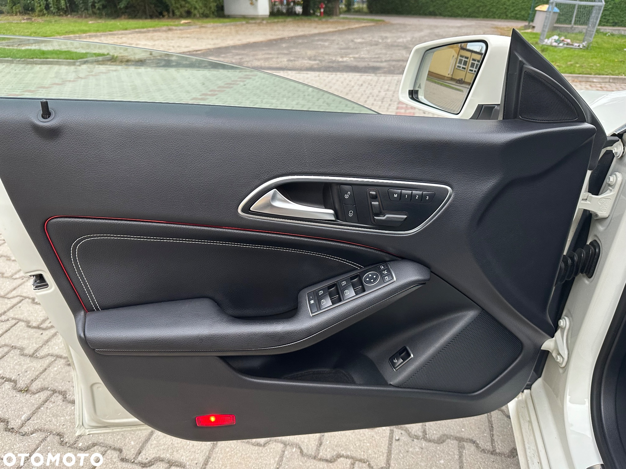 Mercedes-Benz CLA 250 4-Matic - 13