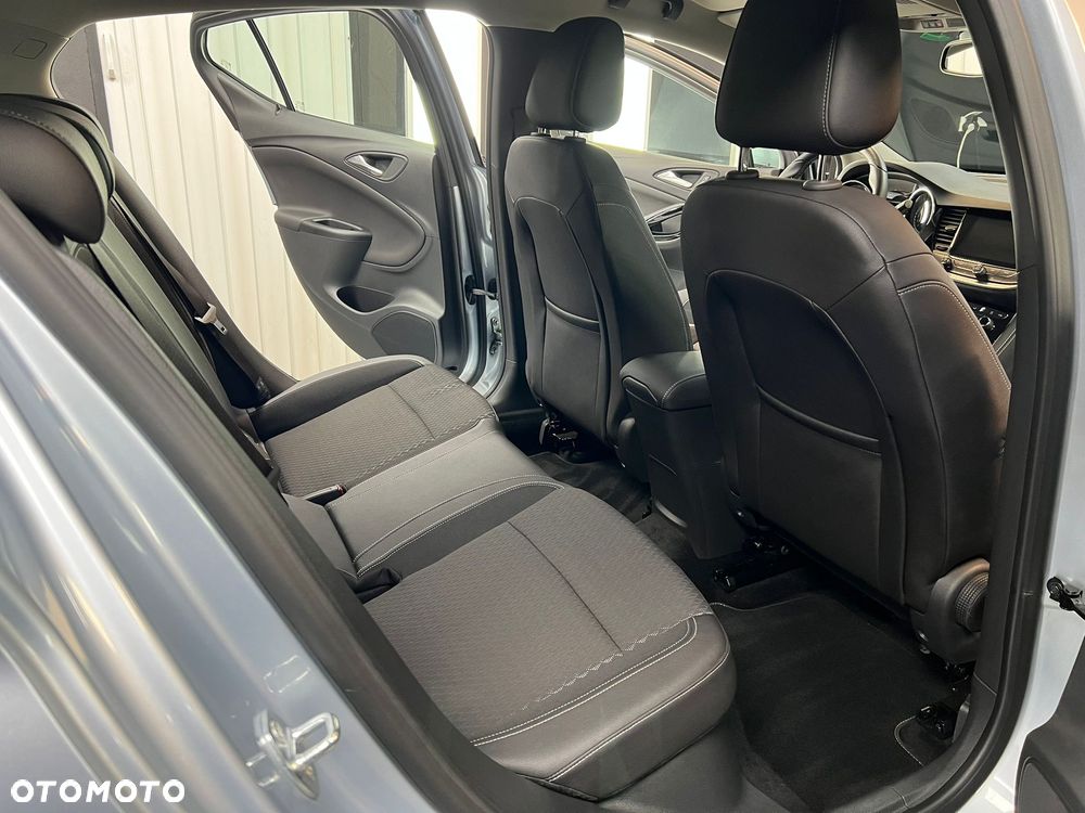Opel Astra 1.4 T Enjoy S&S - 7