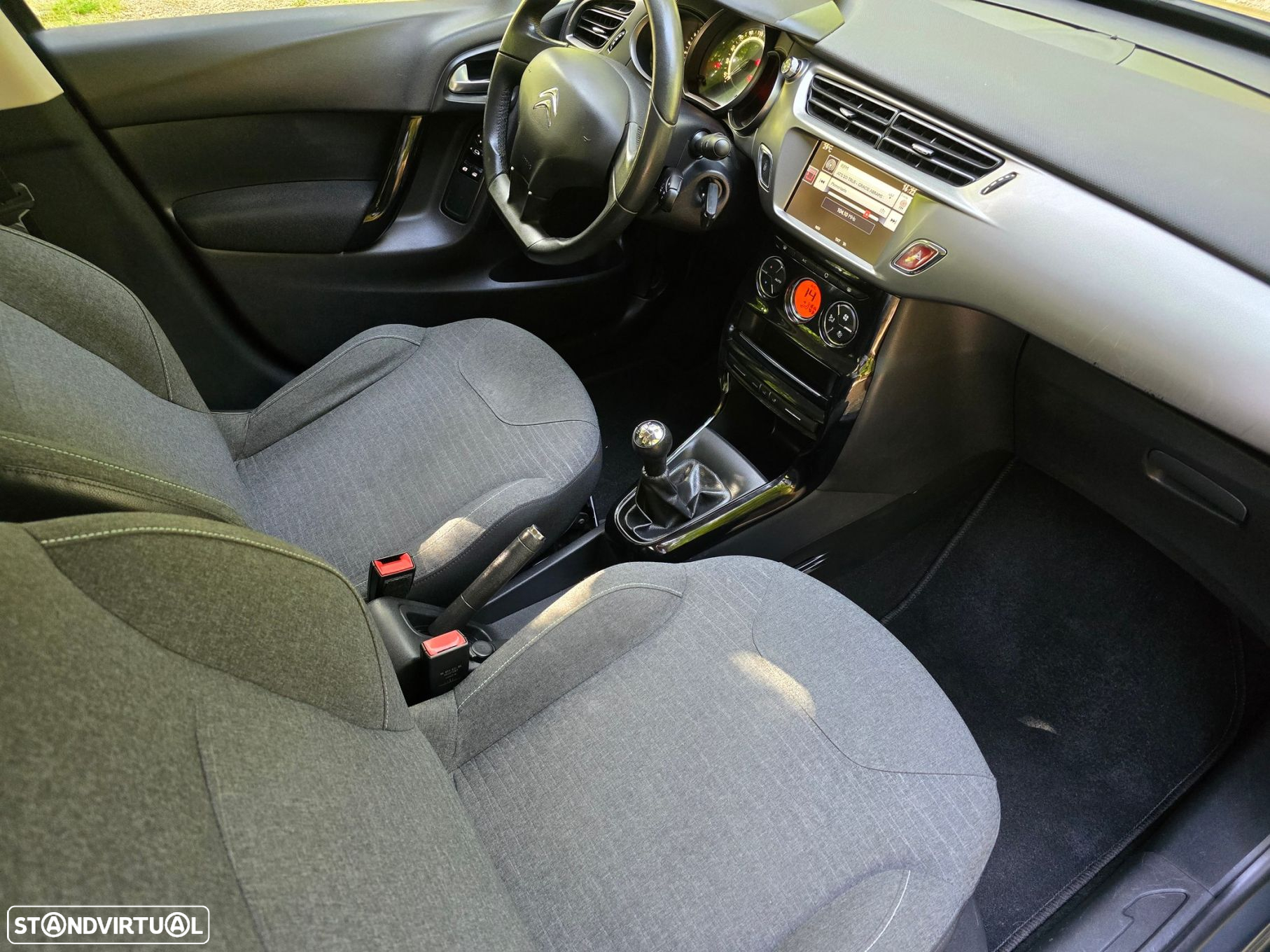 Citroën C3 1.2 PureTech Collection - 26