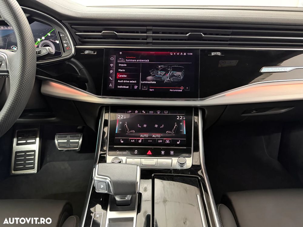 Audi Q8 SUV TFSI e quattro 290 kW tiptronic S line business - 32