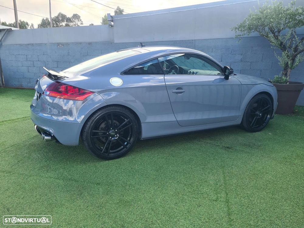 Audi TT Coupé 2.0 TDI quattro - 4