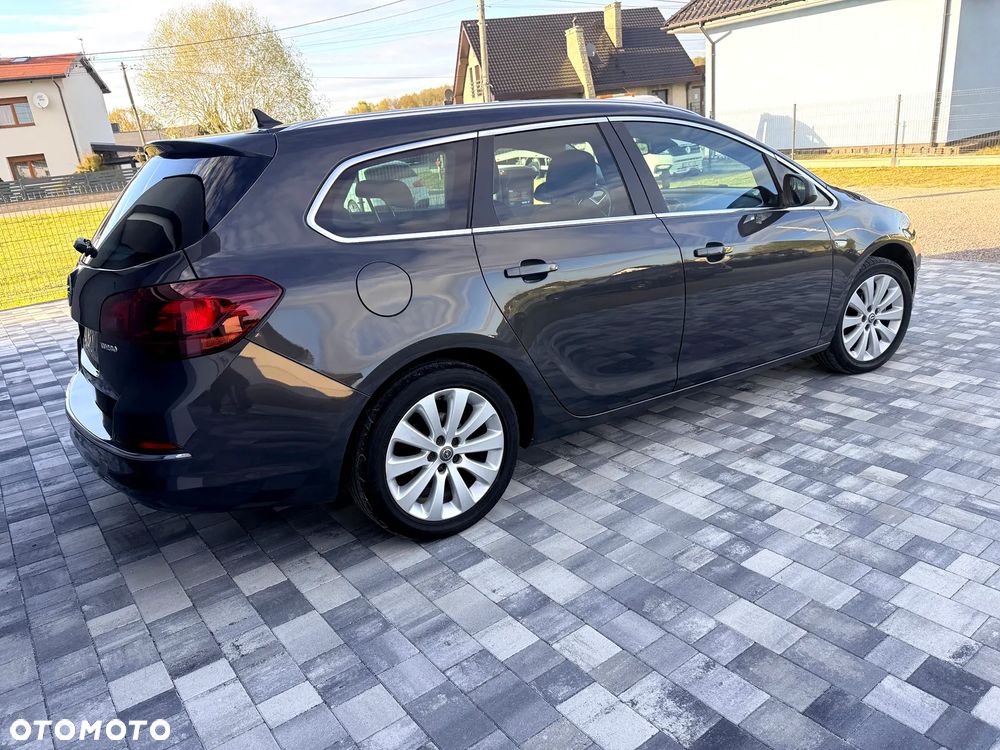 Opel Astra 1.4 Turbo Cosmo - 15