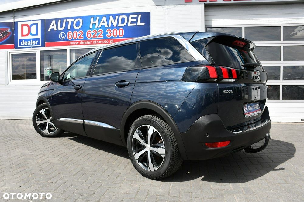Peugeot 5008 - 10