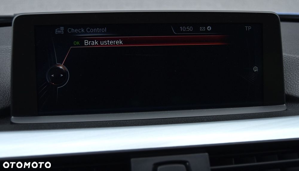 BMW Seria 3 320d xDrive Sport-Aut Sport Line - 32