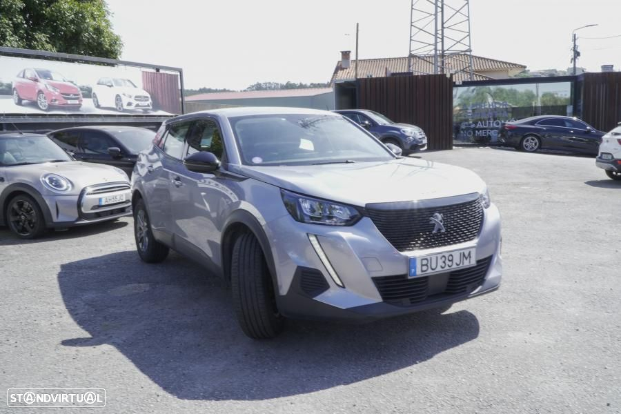 Peugeot 2008 1.2 PureTech Active EAT8 - 3
