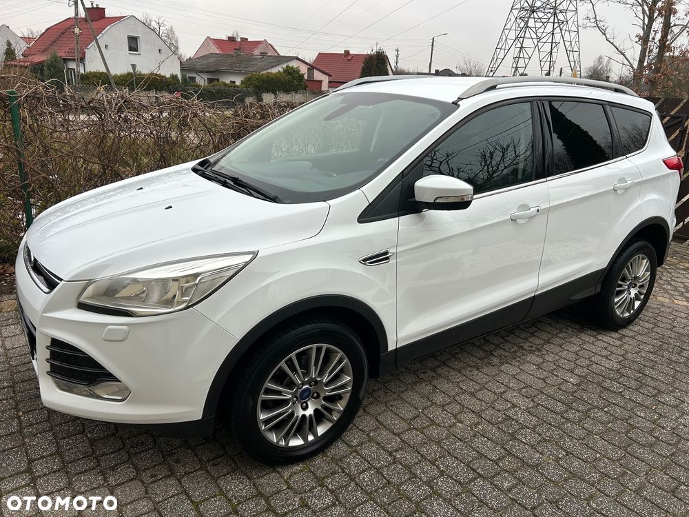 Ford Kuga 1.6 EcoBoost 2x4 Titanium - 11