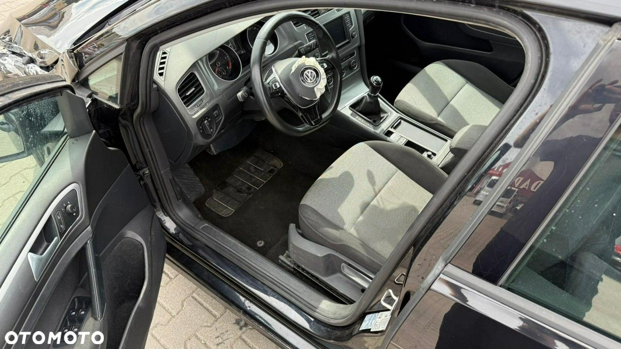 Volkswagen Golf - 7