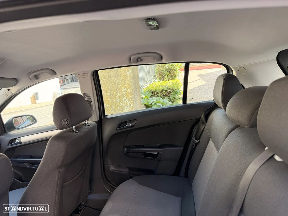 Opel Astra 1.3 CDTI Elegance - 17