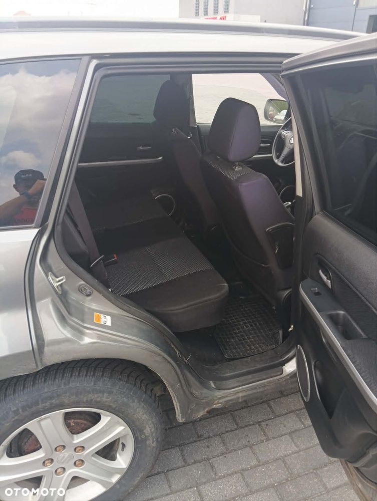 Suzuki Grand Vitara 2.0 - 12