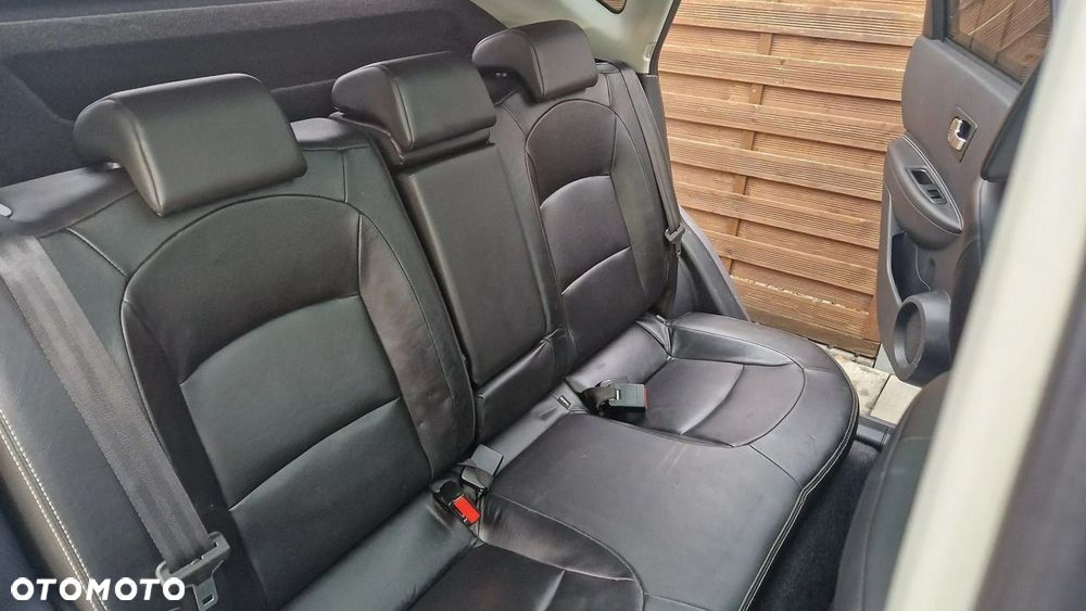 Nissan Qashqai 2.0 360 - 12