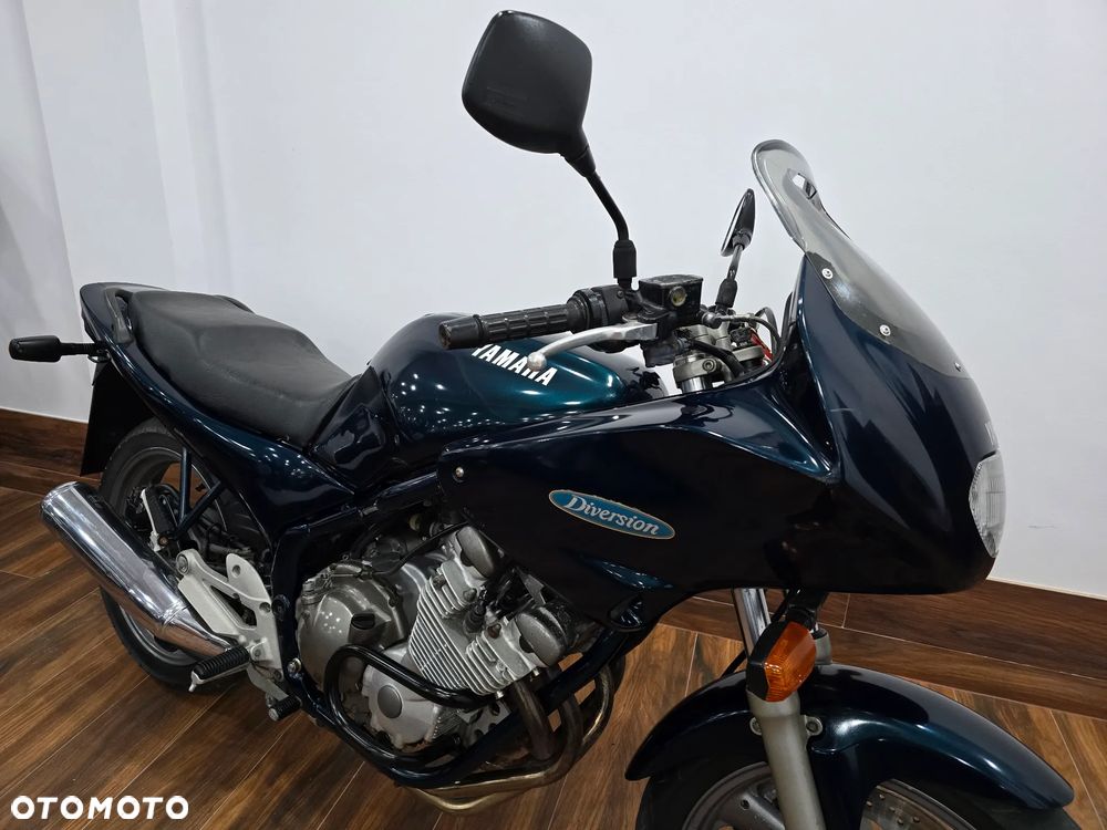 Yamaha XJ - 18