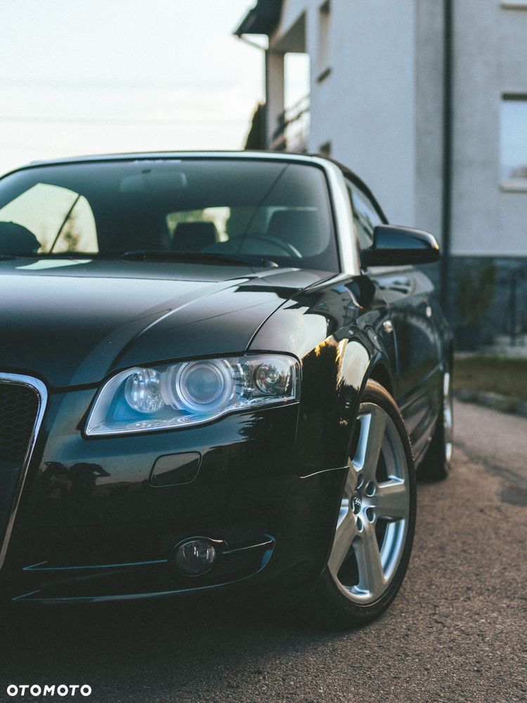 Audi A4 Cabrio 2.0 TFSI multitronic - 2