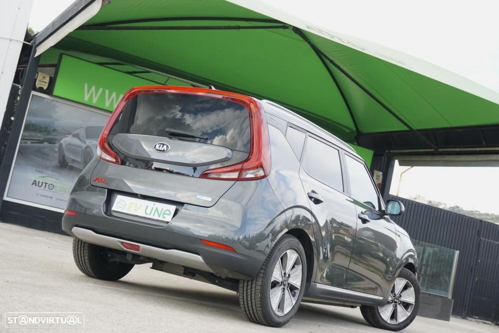 Kia e-Soul Vision - 39