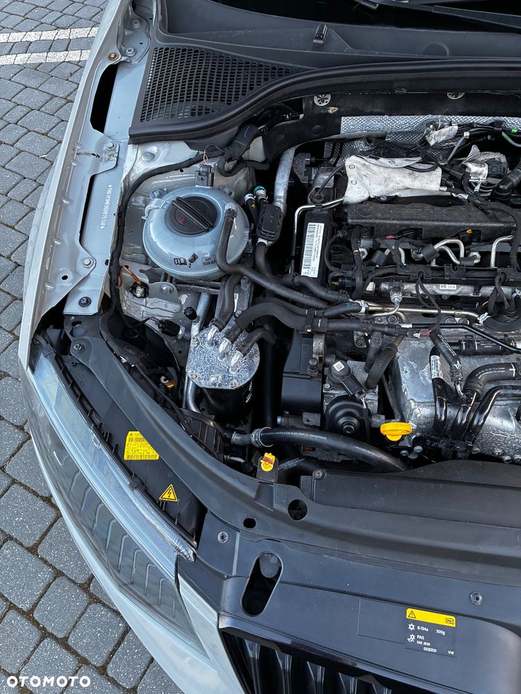 Skoda Octavia 2.0 TDI RS - 22