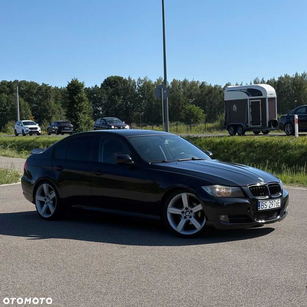 BMW Seria 3 318i Edition Sport - 1