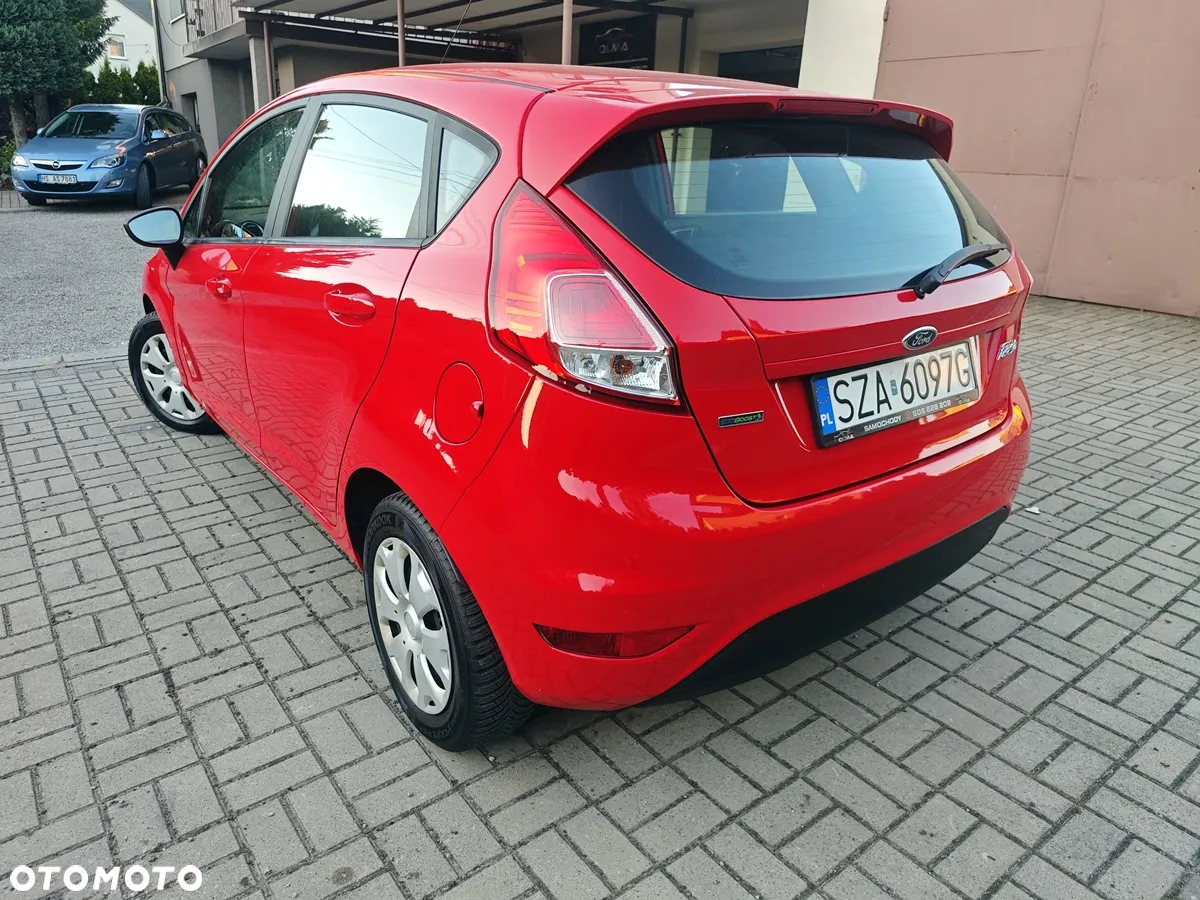 Ford Fiesta - 17