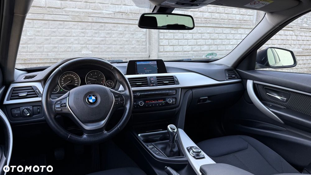 BMW Seria 3 - 14