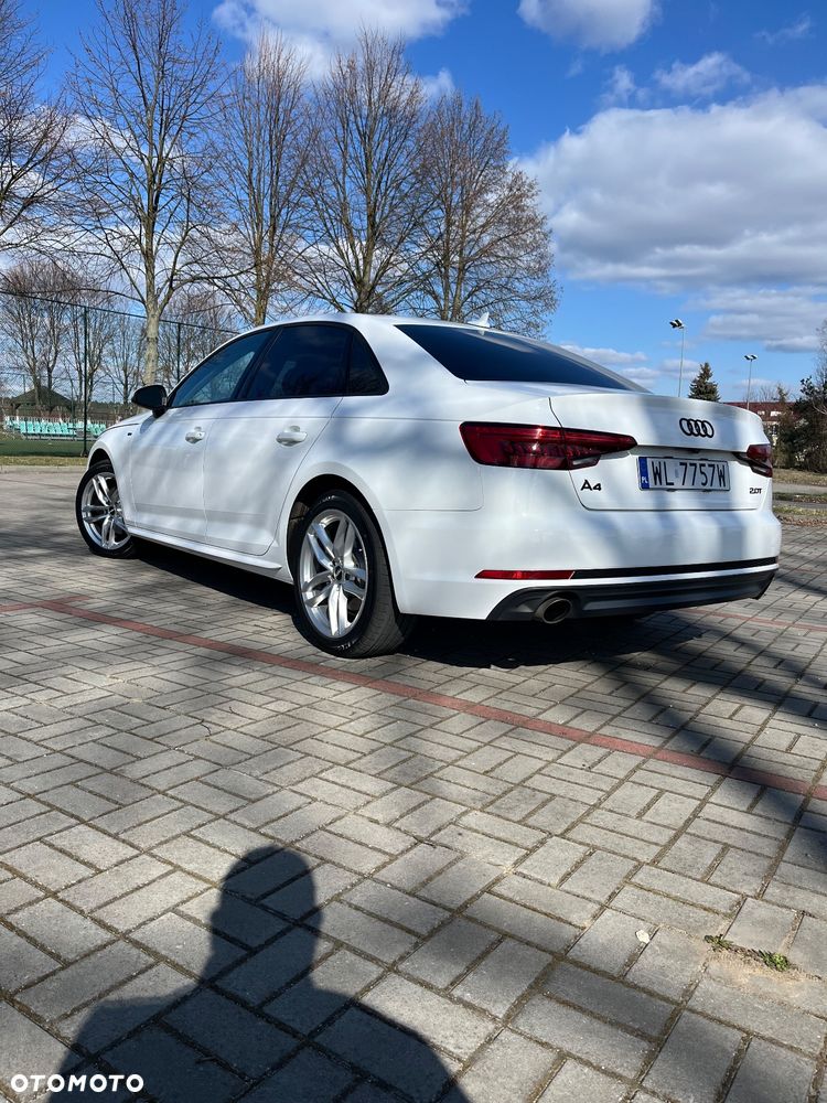 Audi A4 Limousine - 17