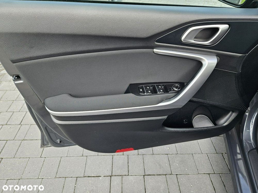 Kia Ceed - 19