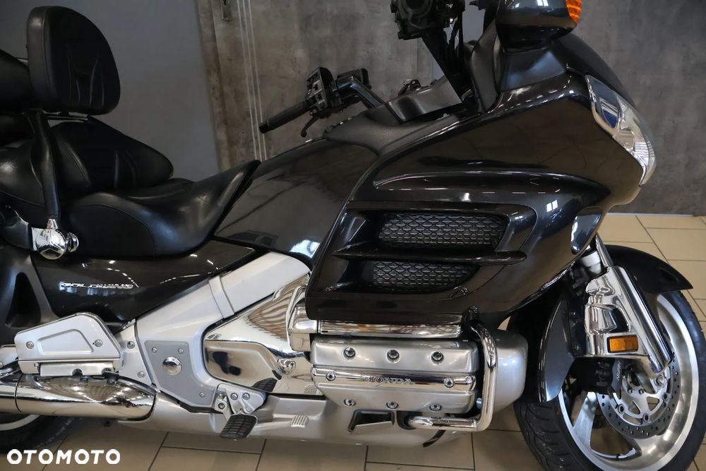 Honda GL - 4