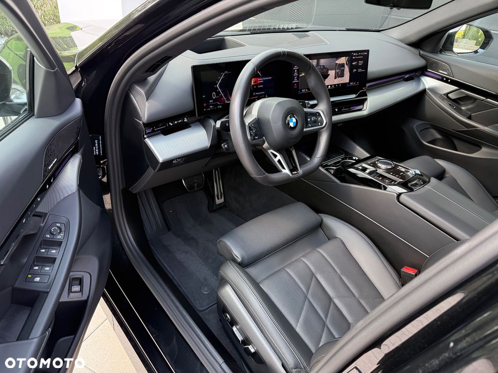 BMW Seria 5 520d xDrive - 7