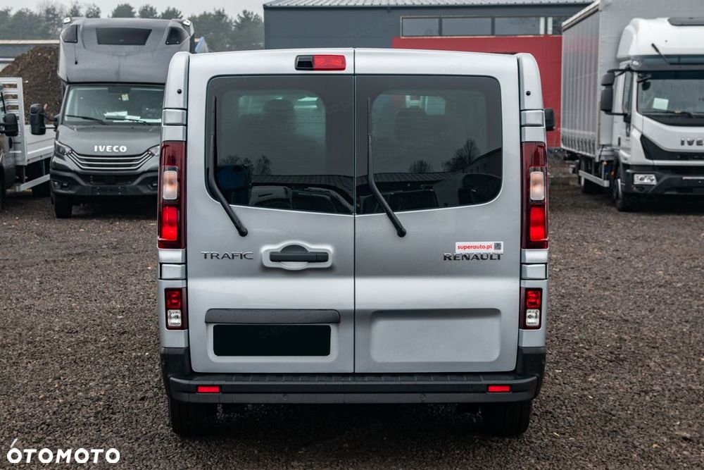Renault Trafic - 8
