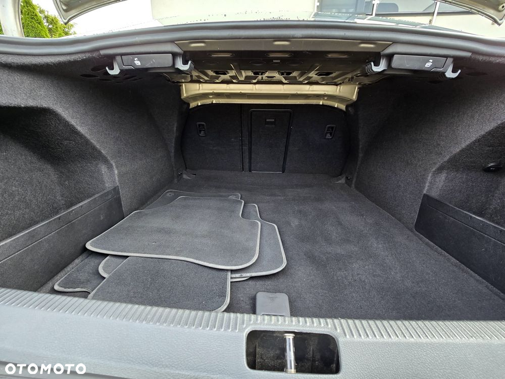 Volkswagen Passat 1.8 TSI Highline DSG - 21
