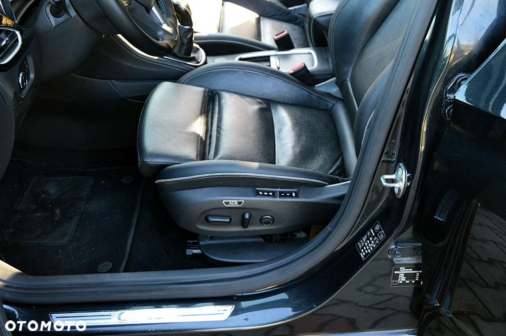 Opel Astra 1.6 Turbo Start/Stop Innovation - 26
