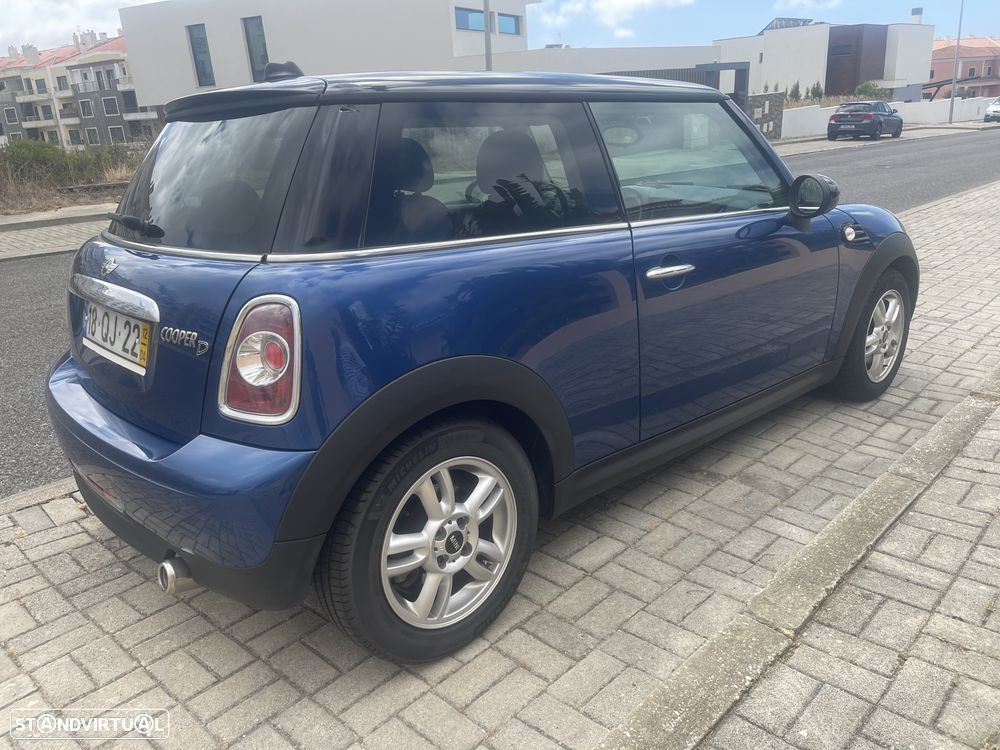 MINI 3 Portas Cooper D - 6