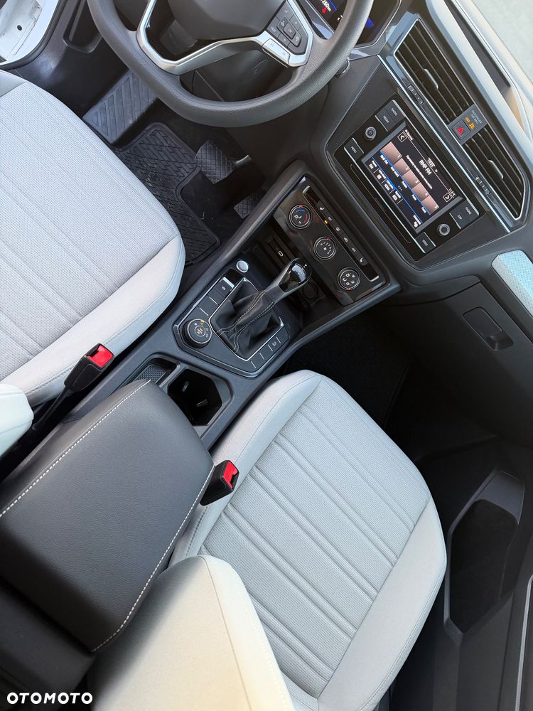 Volkswagen Tiguan - 12