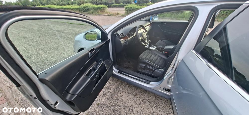 Volkswagen Passat 2.0 TDI DPF Highline DSG - 14