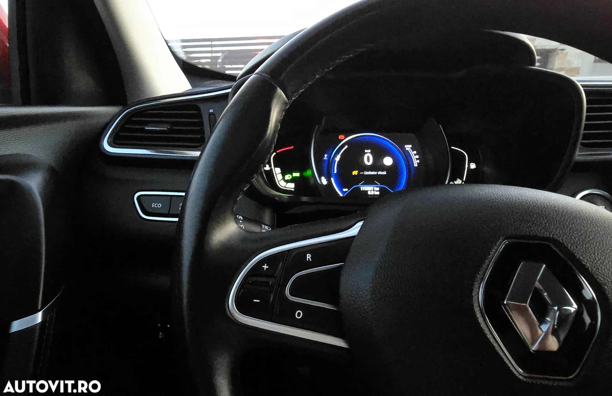 Renault Kadjar TCe 140 GPF BOSE EDITION - 29