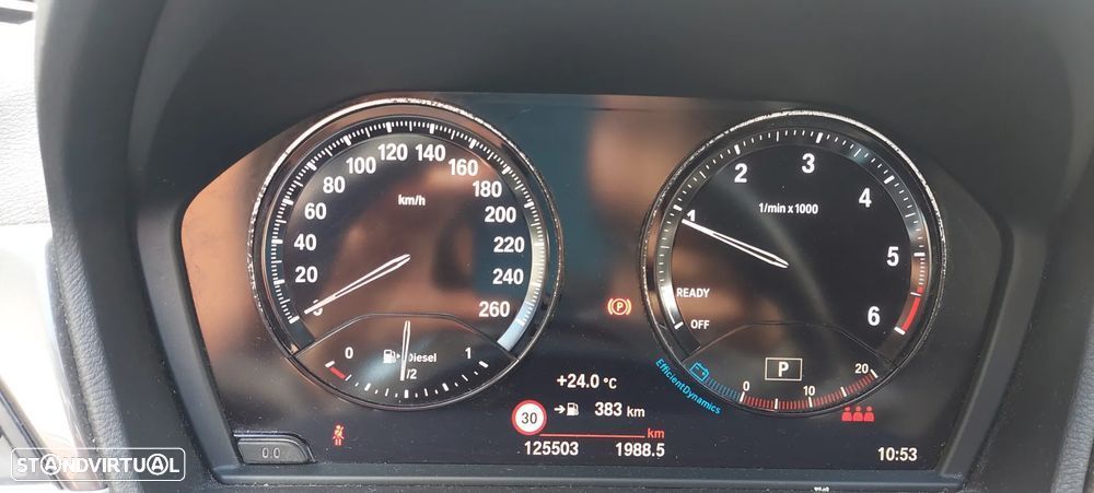 BMW X1 16 d sDrive Auto Line Sport - 8