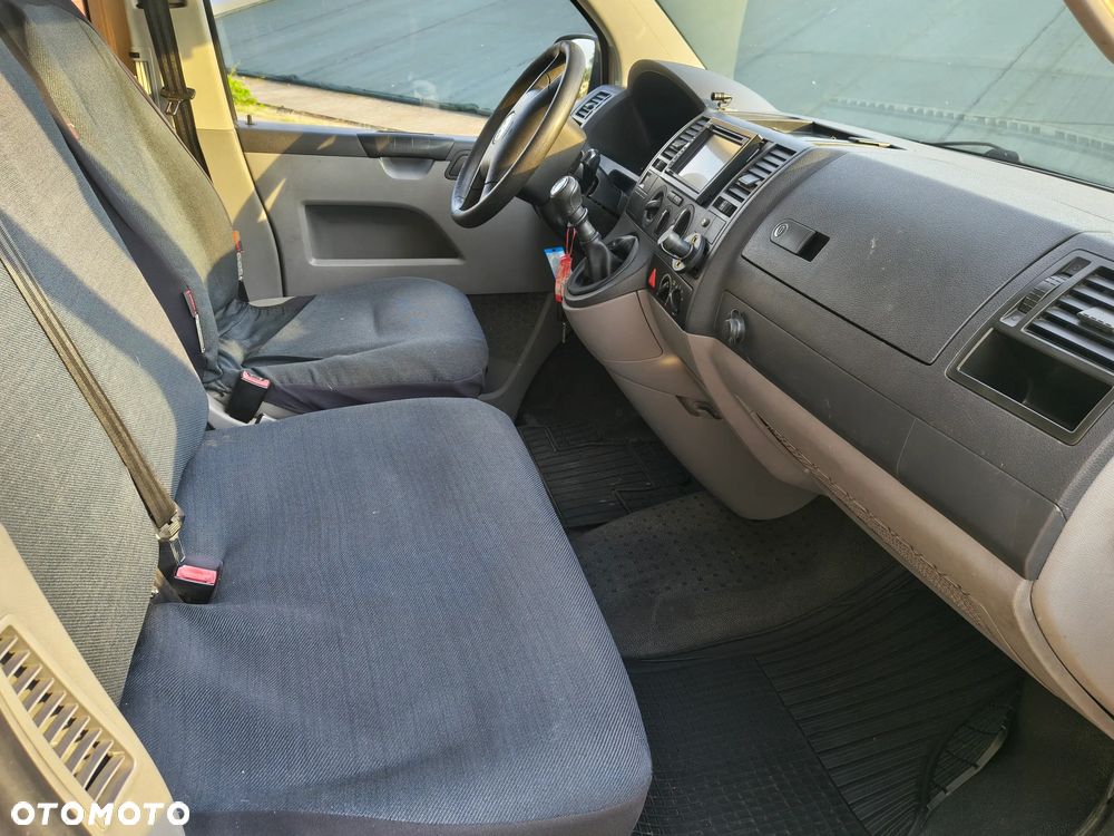 Volkswagen Transporter - 15