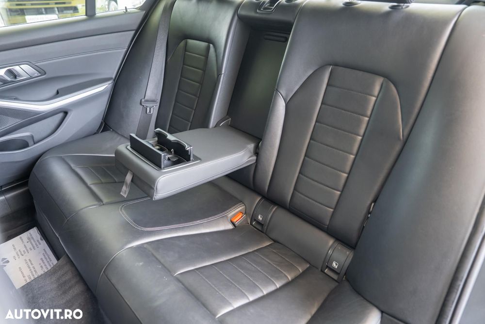 BMW Seria 3 320d xDrive Aut. Edition M Sport Shadow - 25