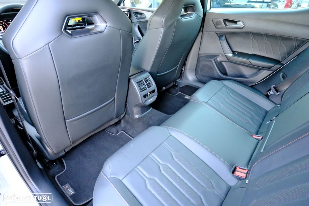 Cupra Leon 1.4 e-Hybrid VZ DSG - 11